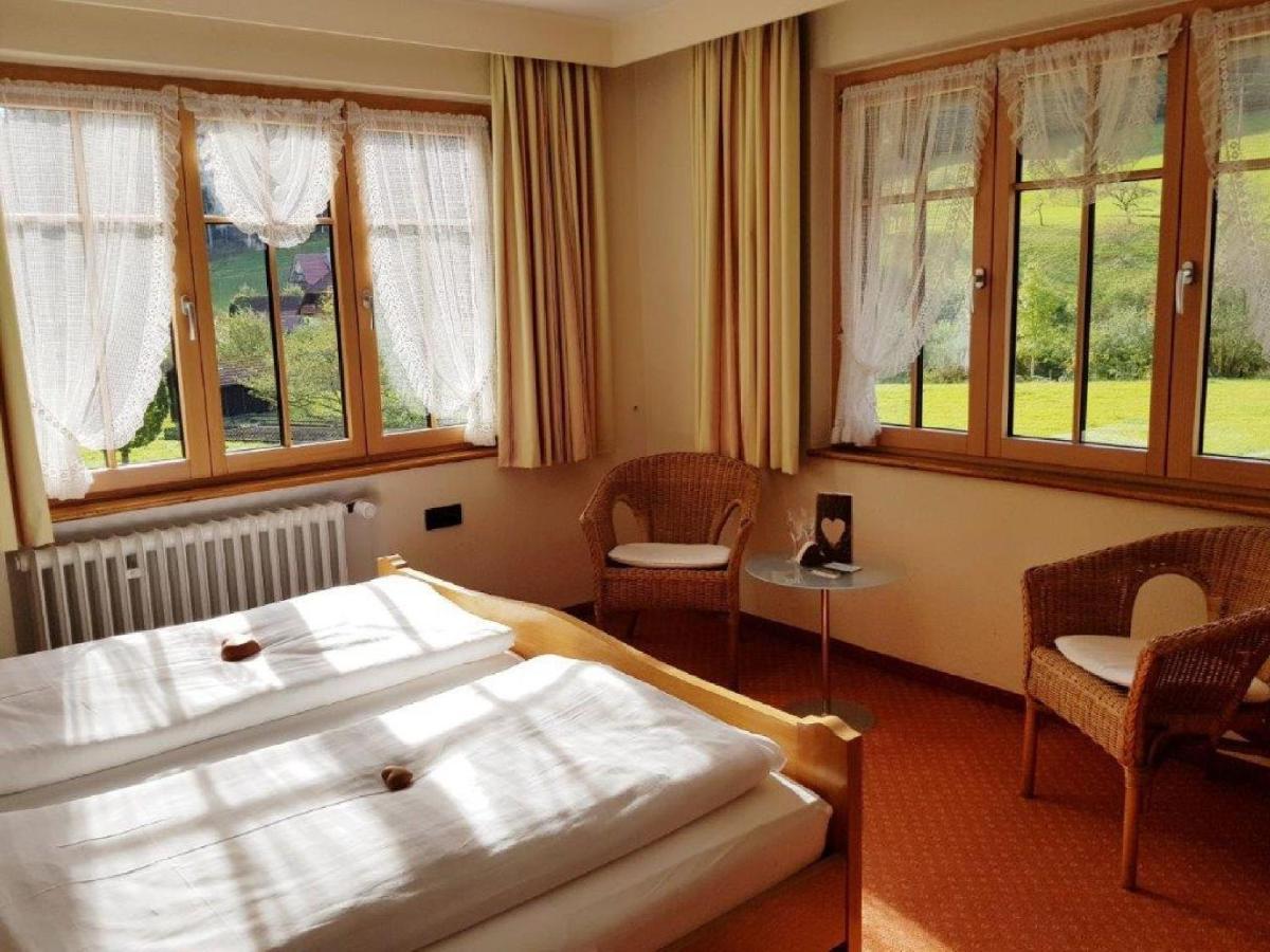 Hotel Walkenstein Oberwolfach Exteriör bild